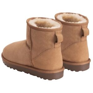 Kirkland Signature Women's Shearling Boot, Tan